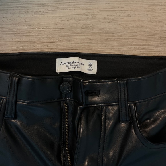 Abercrombie & Fitch 90’s Straight Ultra High Rise Pants - Picture 7 of 8